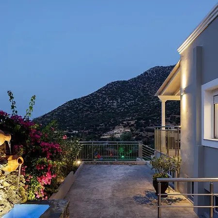 Brand New Family Basilicata Gloria W/ Pool & Kid's Play Area * Vlikhádha